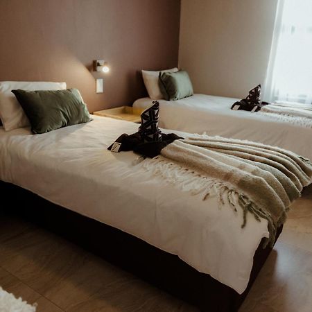 Out Of Africa Town Lodge Otjiwarongo Ngoại thất bức ảnh