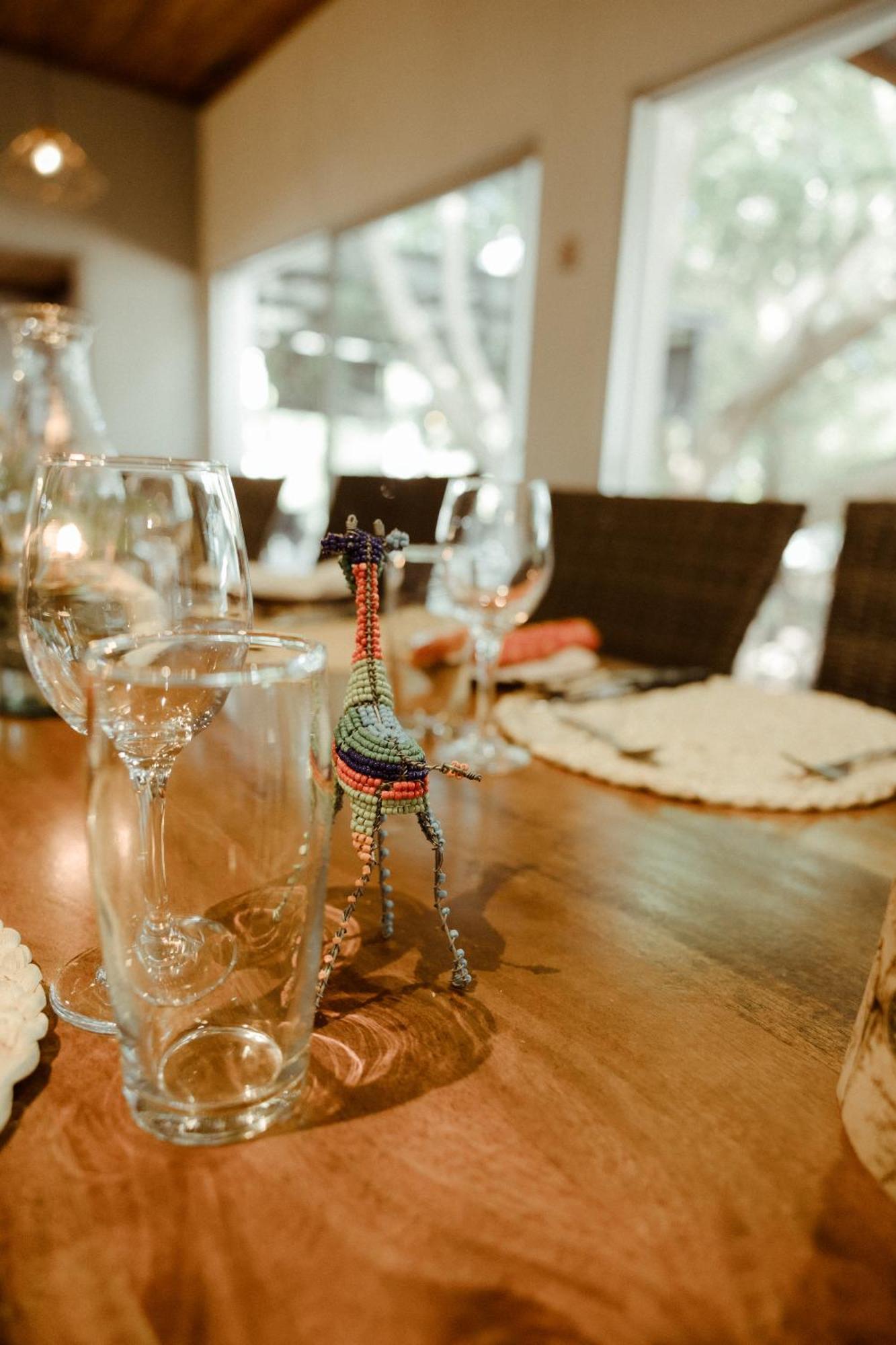 Out Of Africa Town Lodge Otjiwarongo Ngoại thất bức ảnh